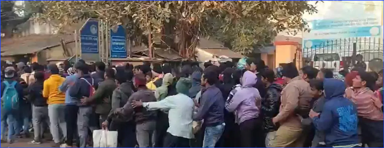 কটকে ভারত-দক্ষিণ আফ্রিকা টি-২০ ম্যাচের টিকিটের জন্য হাহাকার, অল্পের জন্য এড়ালো বড় দুর্ঘটনা