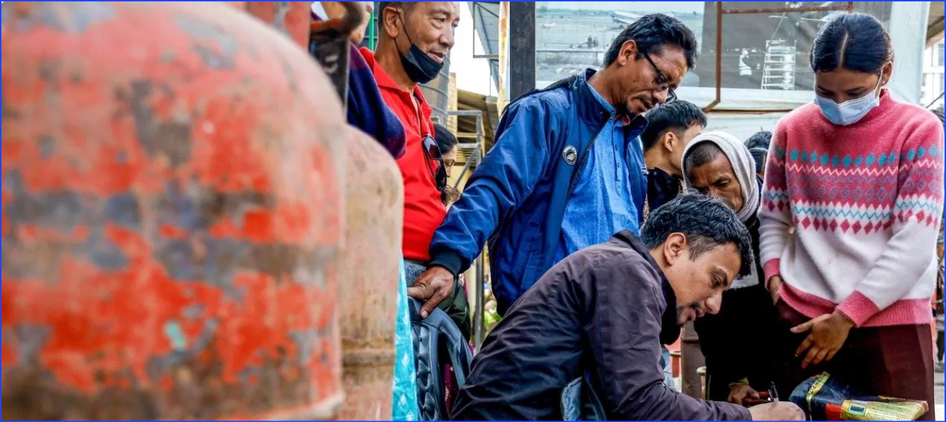 বিশ্ববাজারে অপরিশোধিত তেলের মূল্যে ব্যাপক উল্লম্ফন, চরম অস্থিরতার মুখে ভারতের অর্থনীতি