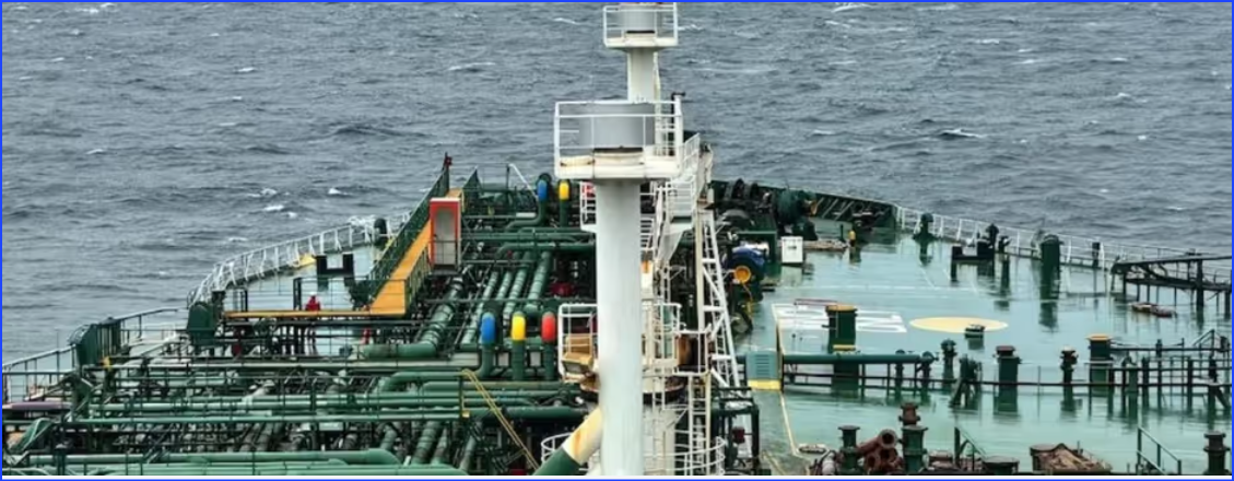 হরমুজ প্রণালী পেরিয়ে দেশে আসছে দুটি বিশালাকায় এলপিজি ট্যাঙ্কার, স্বস্তিতে গ্রাহকরা