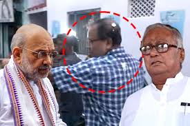 ‘শান্তি ফেরানোর দায়িত্ব আপনাদেরই!’ কুণালকে ডিম হামলার প্রতিবাদে শাহকে চিঠি সৌগতর