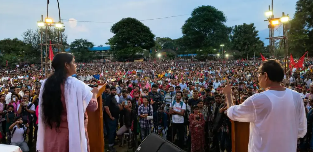 বিধানসভায় আসন নেই তো কী হয়েছে! আসল বিরোধী কে? কল্যাণীর মঞ্চ থেকে বোমা ফাটালেন মীনাক্ষী-সেলিম