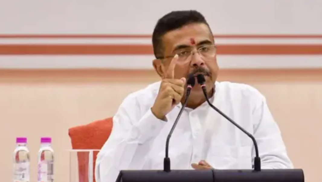 বাতিল হচ্ছে ১৩টি পুরনো আইন! পশ্চিমবঙ্গে কি তবে চালু হতে চলেছে বহুল চর্চিত ইউসিসি? বাতিল হচ্ছে ১৩টি পুরনো আইন! পশ্চিমবঙ্গে কি তবে চালু হতে চলেছে বহুল চর্চিত ইউসিসি?