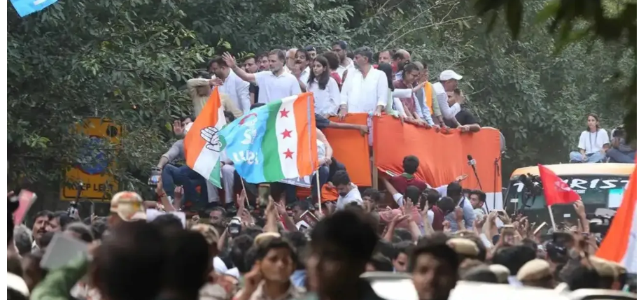 নির্বাচন কমিশনের বিরুদ্ধে মেগা ‘চলো দিল্লি’ অভিযান! রাহুল-মমতা-অখিলেশদের বিরুদ্ধে জোড়া এফআইআর পুলিশের